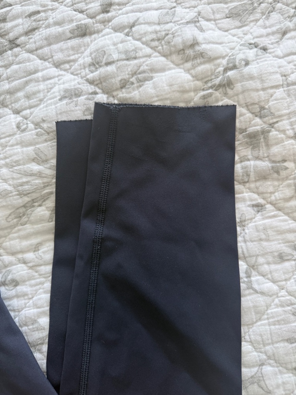 OFFLINE By Aerie Goals High Waisted Legging steel blue M wear near logo see pic - Picture 3 of 8